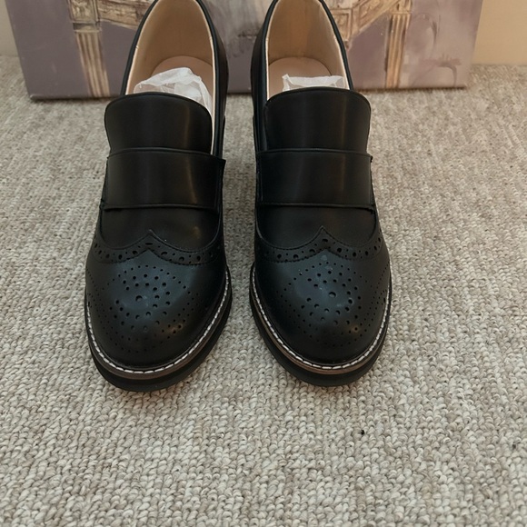 YDN Black Women's Heeled Loafers - Picture 2 of 3